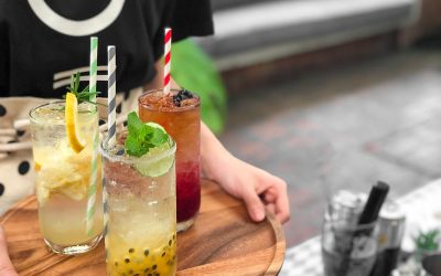 Raise a Toast with a Mobile Cocktail Class: 5 Classic Cocktails to Shake Up Your Hen Do!
