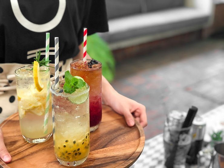 Raise a Toast with a Mobile Cocktail Class: 5 Classic Cocktails to Shake Up Your Hen Do!