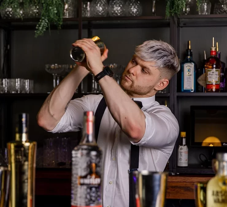 Cocktails your way with Butler Direct: What’s Included in a Mobile Cocktail Class